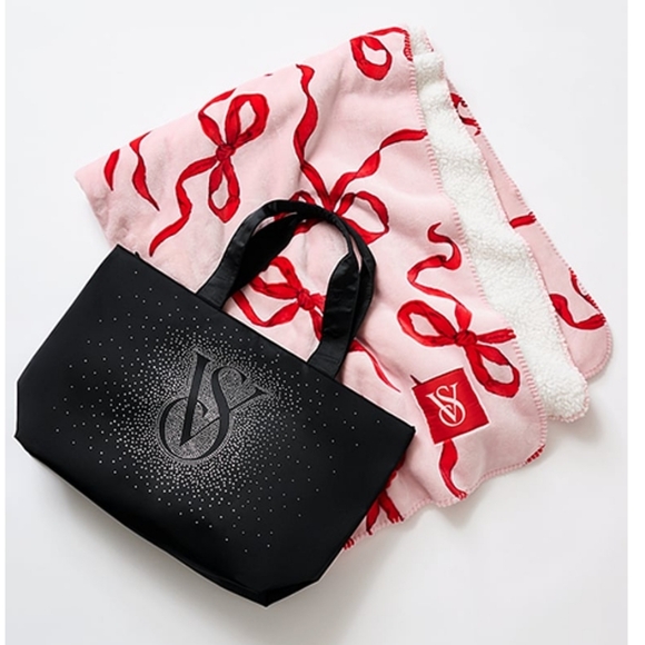 Victoria's Secret Black Bag with Pink Blanket - Picture 2 of 2